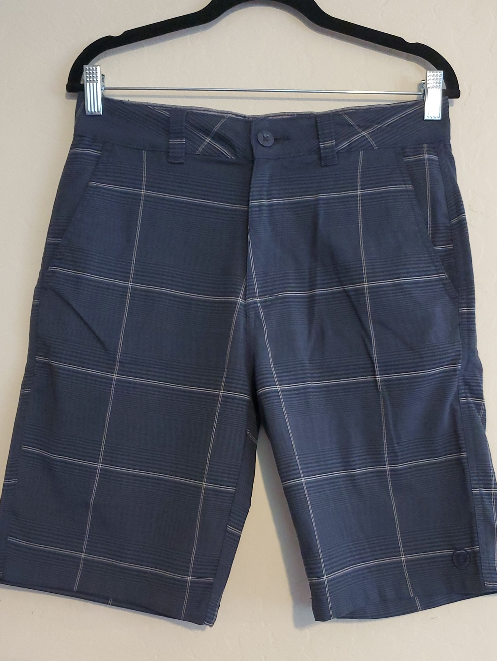 Hang Ten Men's Navy Plaid Flat Front Shorts